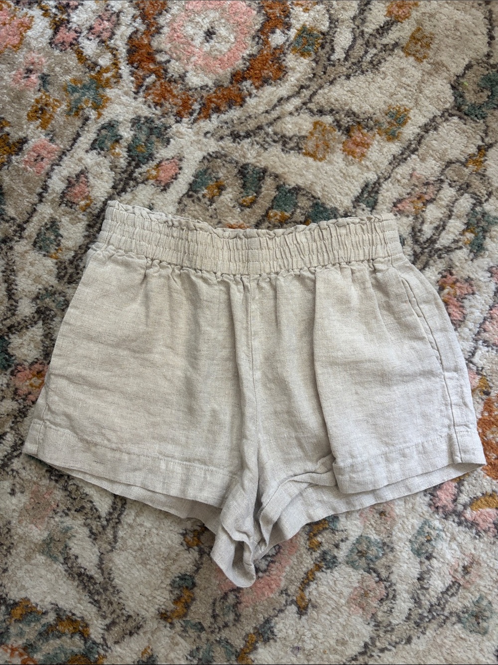 Reformation Light Beige Elastic Waist Linen Shorts - Picture 2 of 5